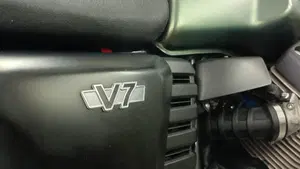 Moto Guzzi V7 Stone (2012 - 15)  (6)