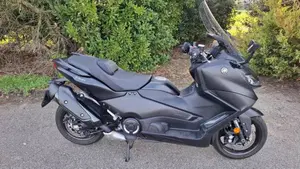 Yamaha T-Max 560 (2022 - 24)  (3)