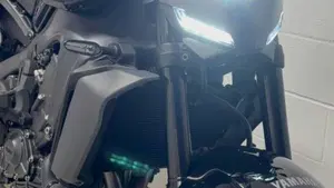 Yamaha MT-09 Y-AMT (2024 - 26)  (12)
