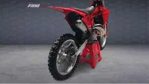 GASGAS MC 125 (2025)  (4)