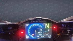 Yamaha YZF R1 (2020 - 25)  (4)