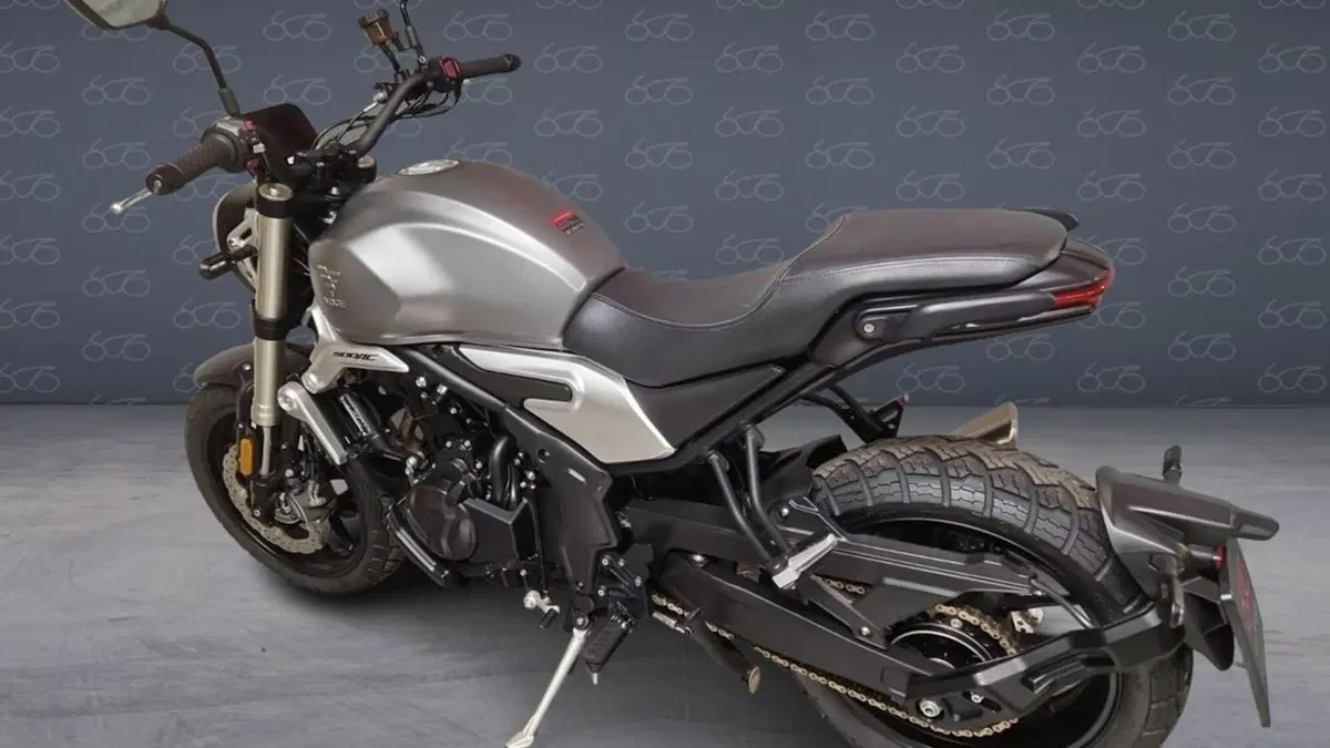 Voge Trofeo 500AC (2022 - 26)  (4)