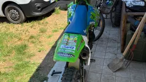 Kawasaki KX250 (1994 - 01)  (3)