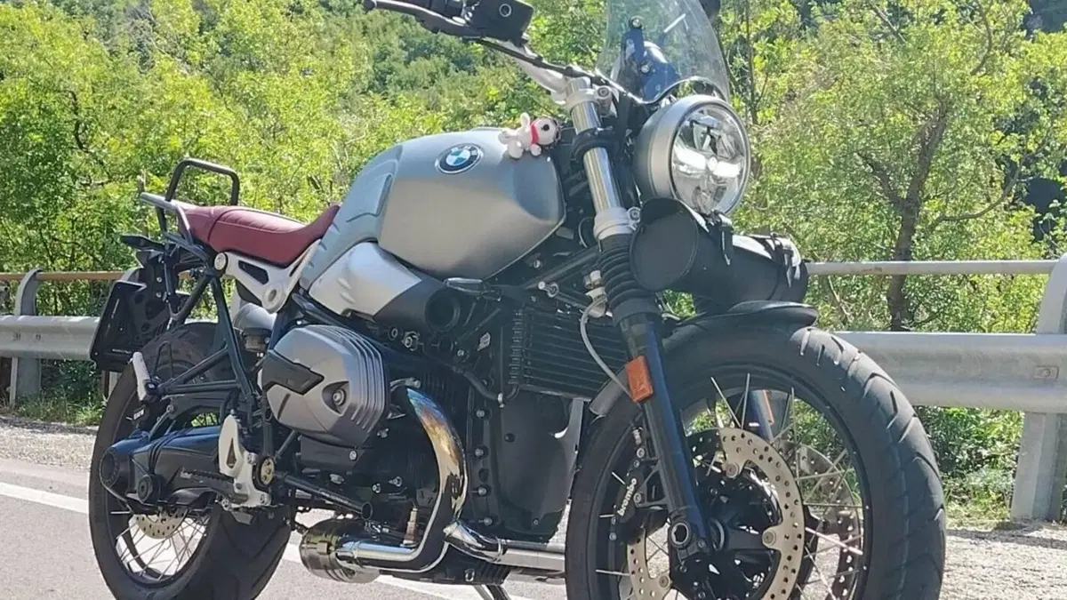 Bmw R nineT Scrambler (2021 - 24)  (2)