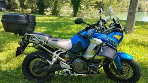 Yamaha XT1200Z Super Ténéré First Edition (2010 - 11)  (3)