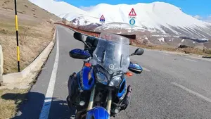 Yamaha XT1200Z Super Ténéré First Edition (2010 - 11)  (8)