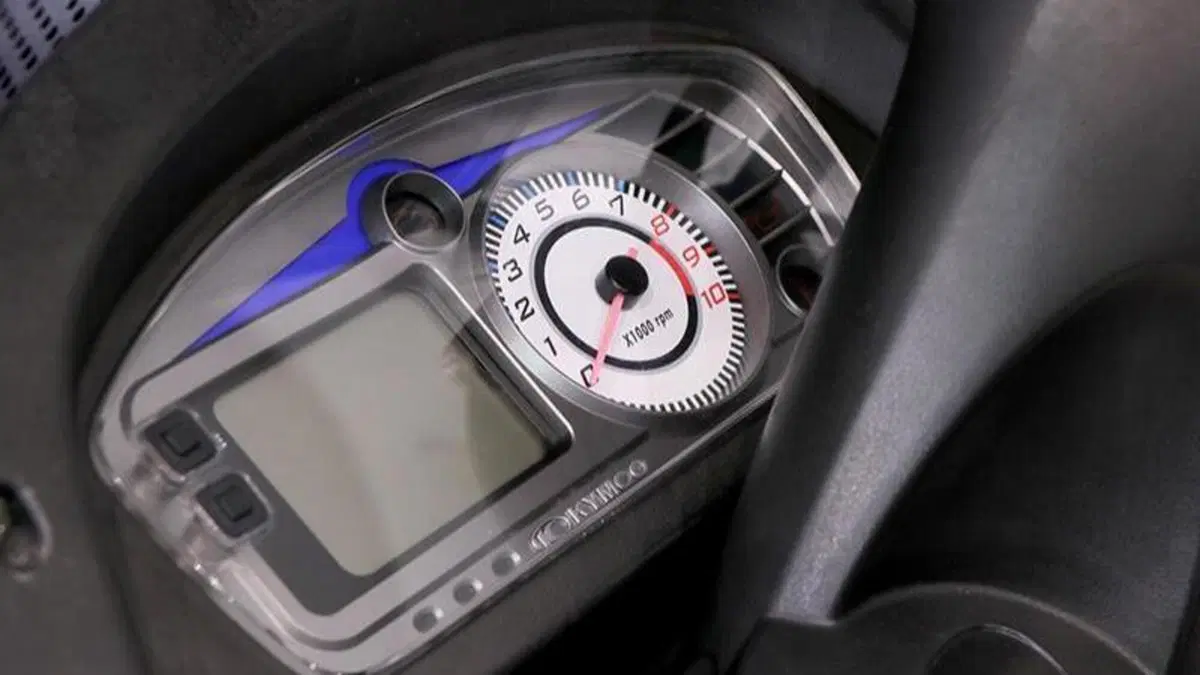 Kymco Dink 200i DD (2007 - 17)  (3)