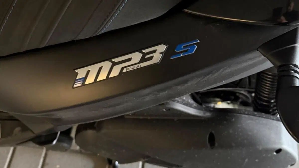 Piaggio MP3 310 Sport (2025 - 26)  (4)