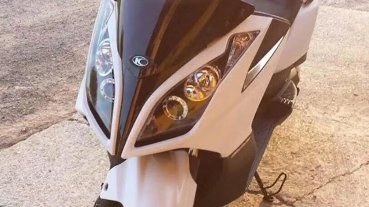 Kymco Downtown 300i ABS (2009 - 17)  (2)
