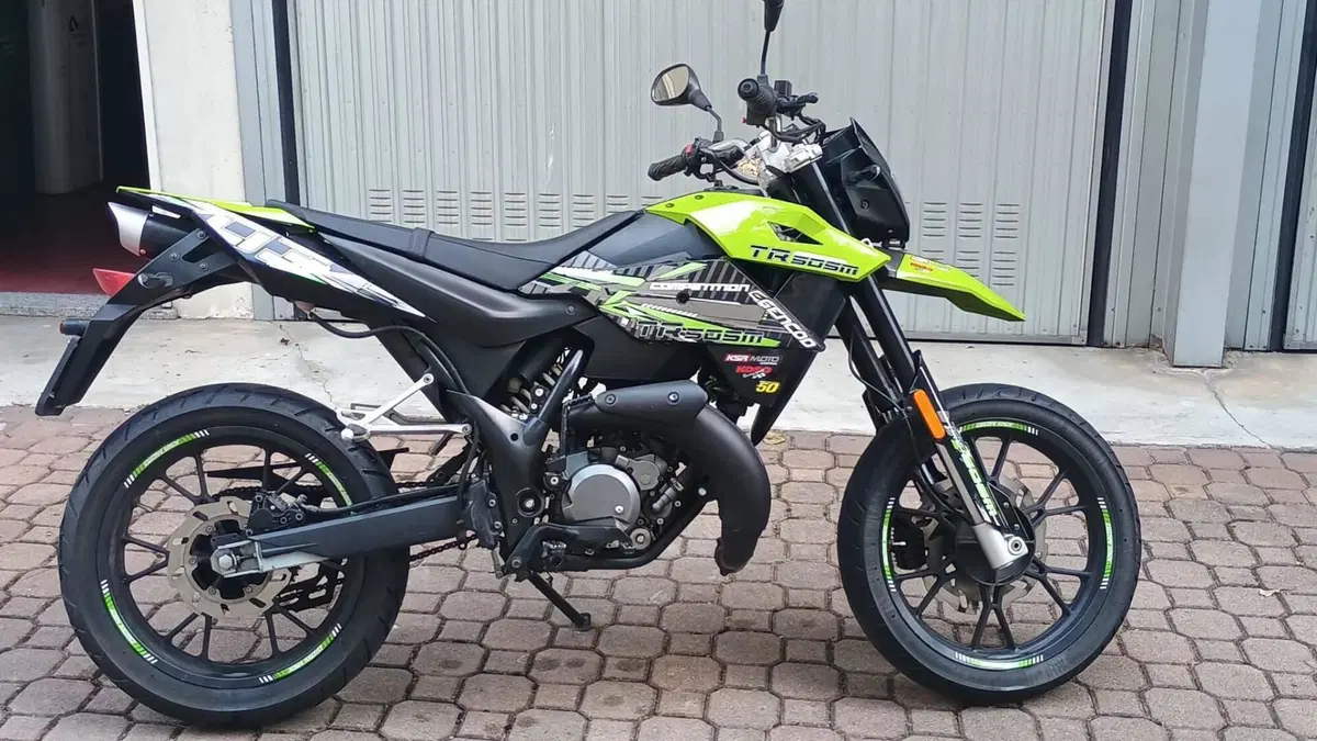 KSR Moto TR 50 SM Competition 2T (2014 - 17)  (2)