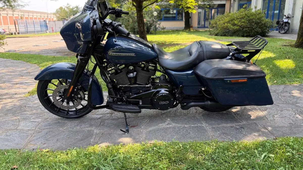 Harley-Davidson 114 Street Glide Special (2019 - 20) - FLHXS  (5)
