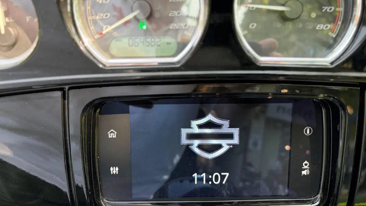 Harley-Davidson 114 Street Glide Special (2019 - 20) - FLHXS  (7)