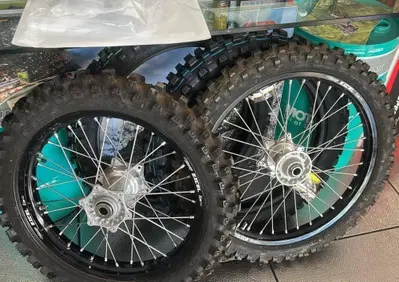 COPIA RUOTE ORIGINALI NUOVE Ktm - Annuncio 10051303