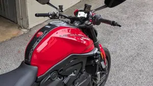 Ducati Monster 937 + (2021 - 25)  (6)