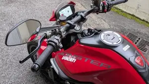 Ducati Monster 937 + (2021 - 25)  (8)