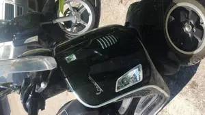 Vespa GTS 300 (2010 - 14)  (2)