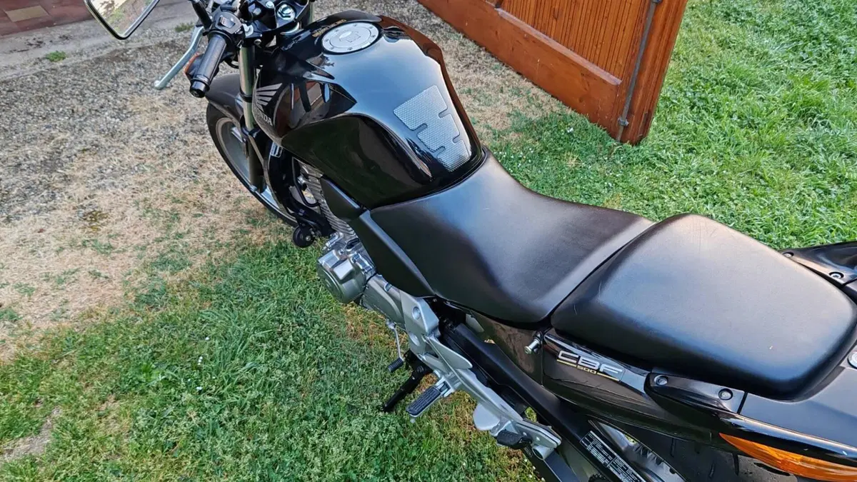 Honda CBF 500  (2)
