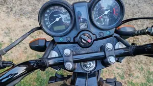 Honda CBF 500  (5)