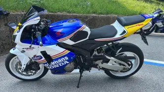 Honda CBR 600 RR (2005 - 06)
