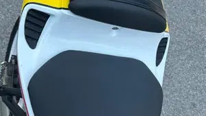 Honda CBR 600 RR (2005 - 06)  (12)