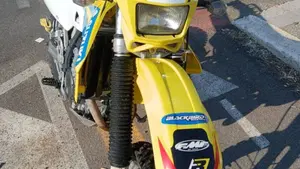 Suzuki DR-Z 400 S (2000 - 06)  (2)