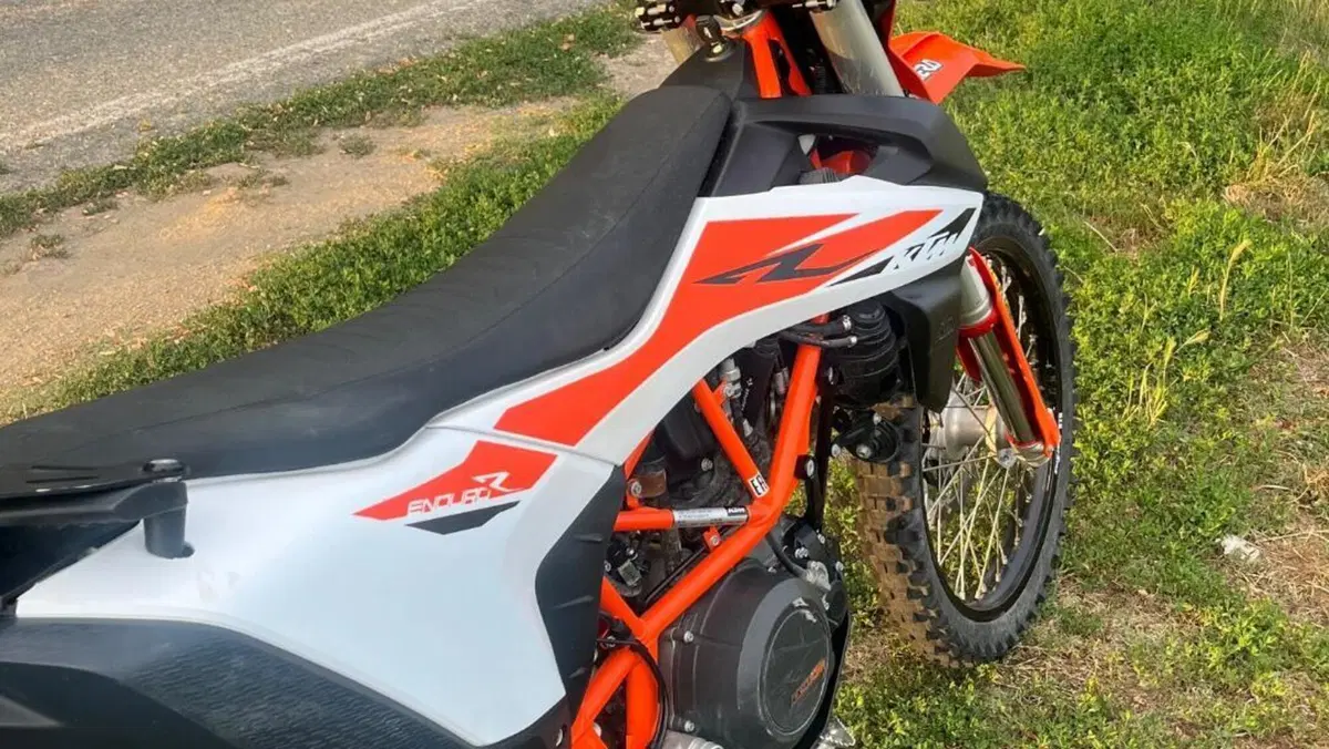 KTM 690 Enduro R (2019 - 20)  (4)