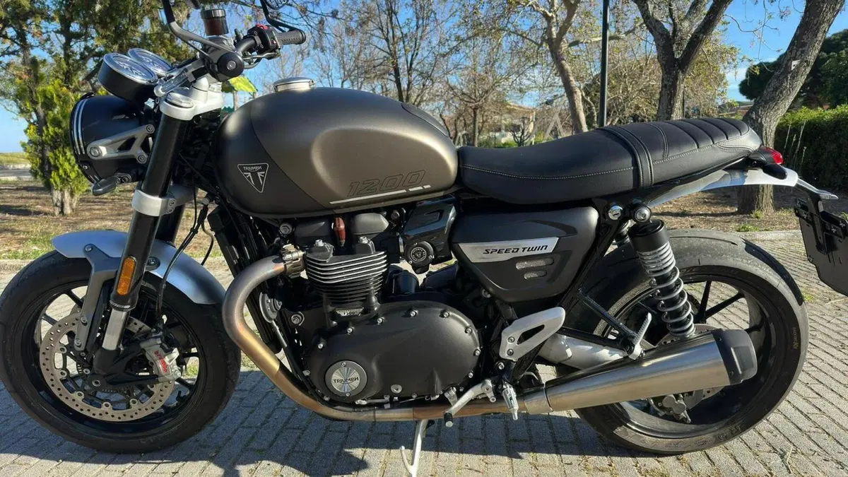 Triumph Speed Twin 1200 (2021 - 24)  (2)