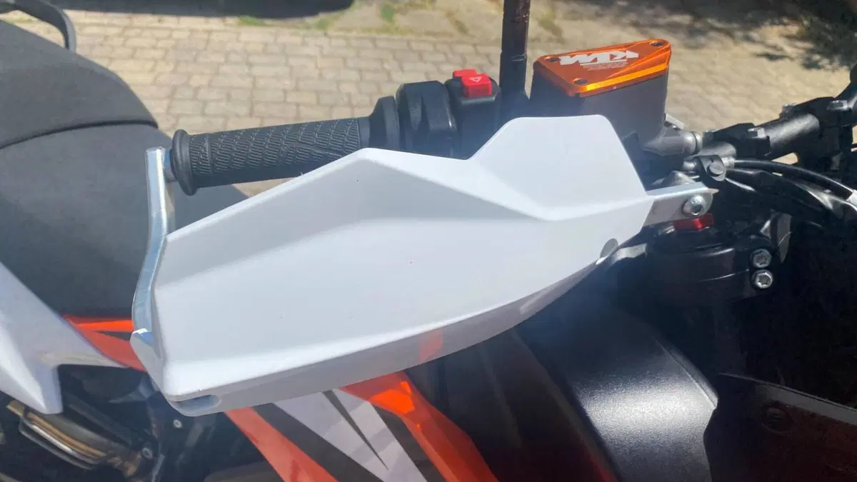 KTM 890 Adventure (2023 - 26)  (9)
