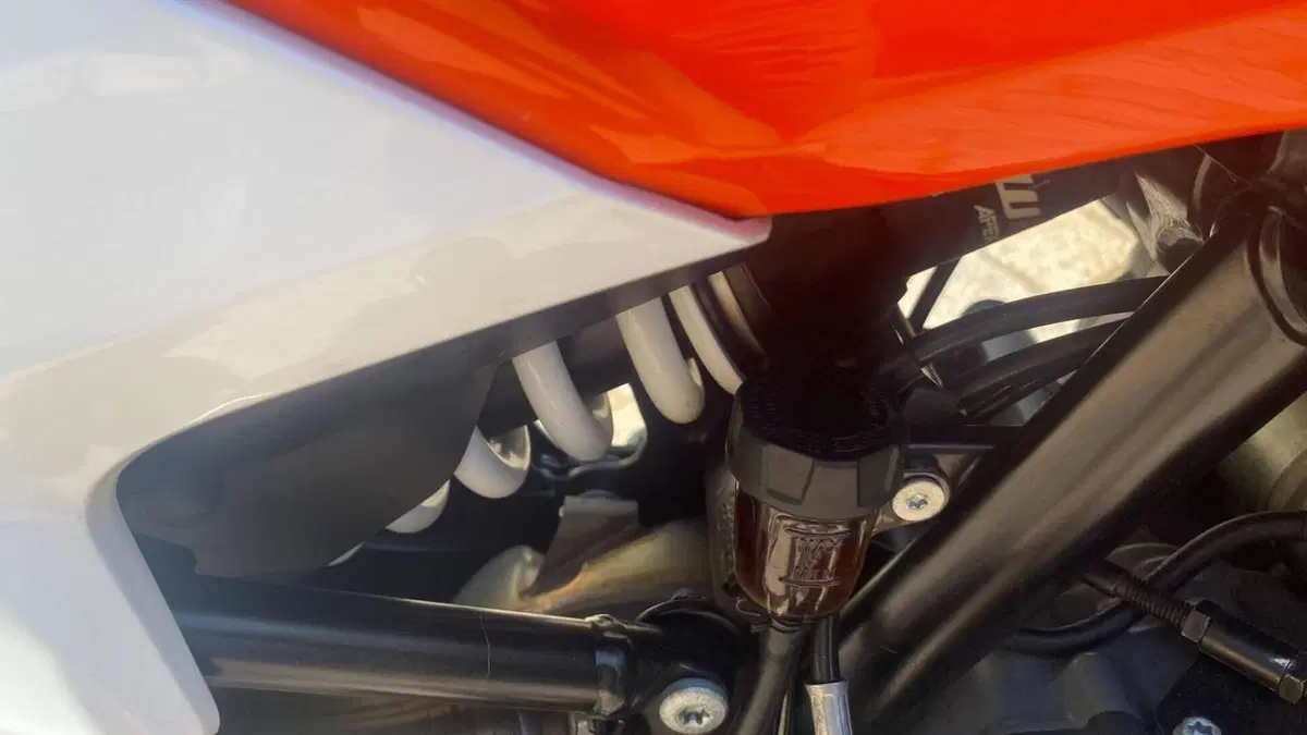 KTM 890 Adventure (2023 - 26)  (11)