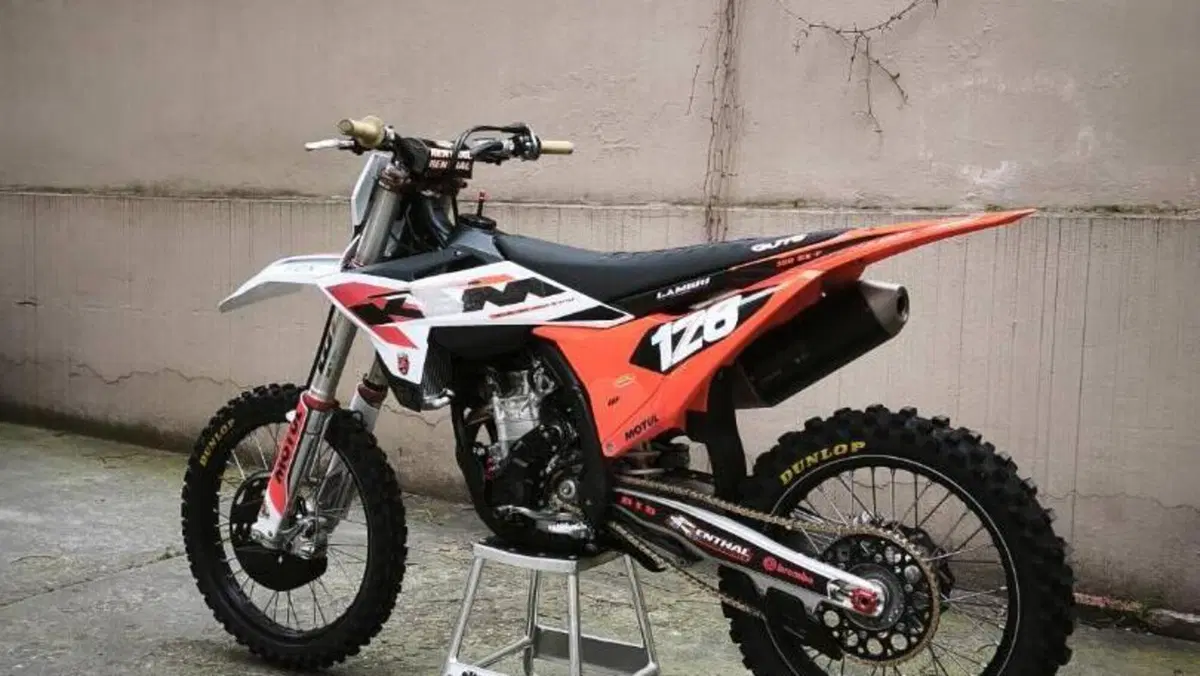 KTM 350 SX-F (2025)  (4)