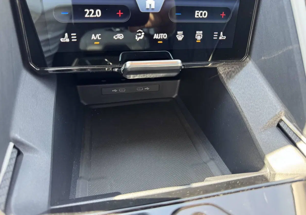 Ford Explorer 77kWh Extended Range Premium rwd (19)