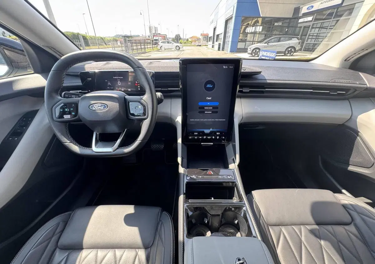 Ford Explorer 77kWh Extended Range Premium rwd (14)