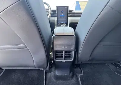 Ford Explorer 77kWh Extended Range Premium rwd (13)