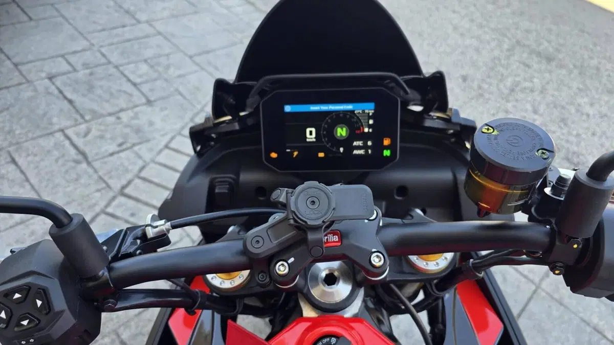 Aprilia Tuono 660 Factory (2025 - 26)  (7)