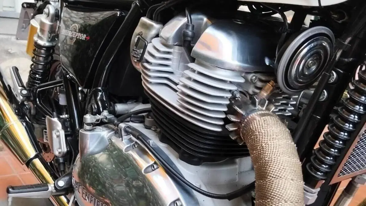 Royal Enfield Interceptor 650 (2021 - 26)  (3)