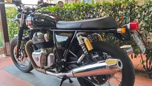 Royal Enfield Interceptor 650 (2021 - 26)  (4)