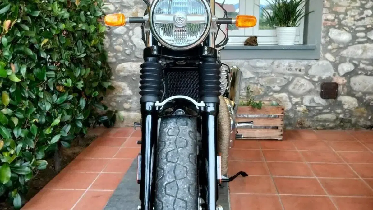 Royal Enfield Interceptor 650 (2021 - 26)  (7)