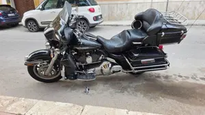 Harley-Davidson 1450 Electra Glide Ultra Classic (2003 - 05) - FLHTCUI  (3)