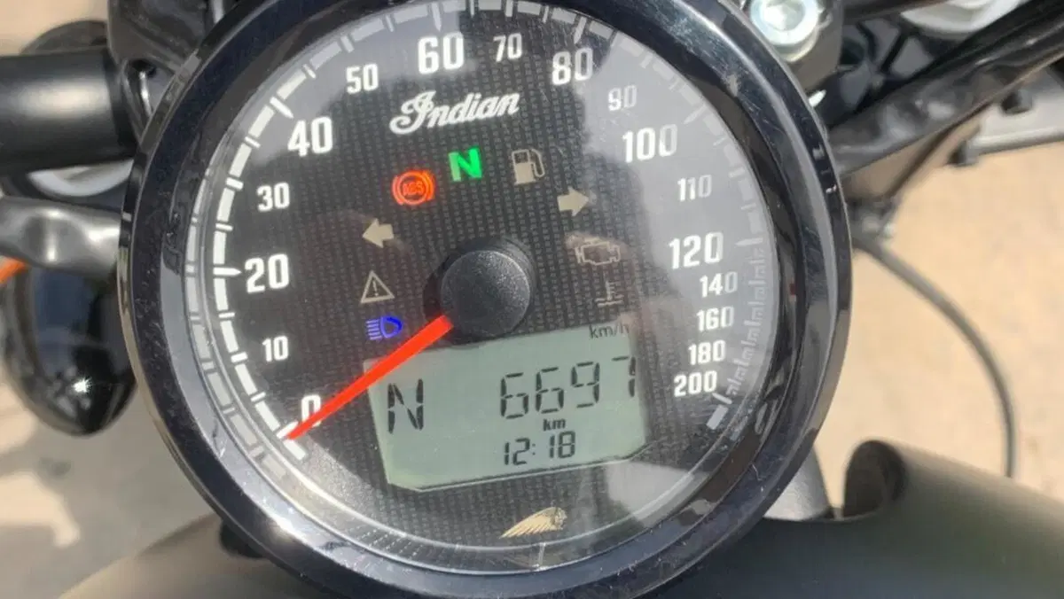Indian Scout 1133 Bobber Twenty (2021 - 25)  (8)