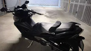 Kymco AK 550 ETS (2021 - 26)  (7)