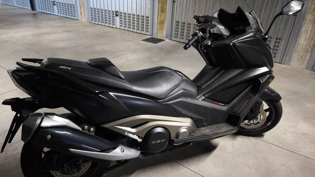 Kymco AK 550 ETS (2021 - 26)  (9)