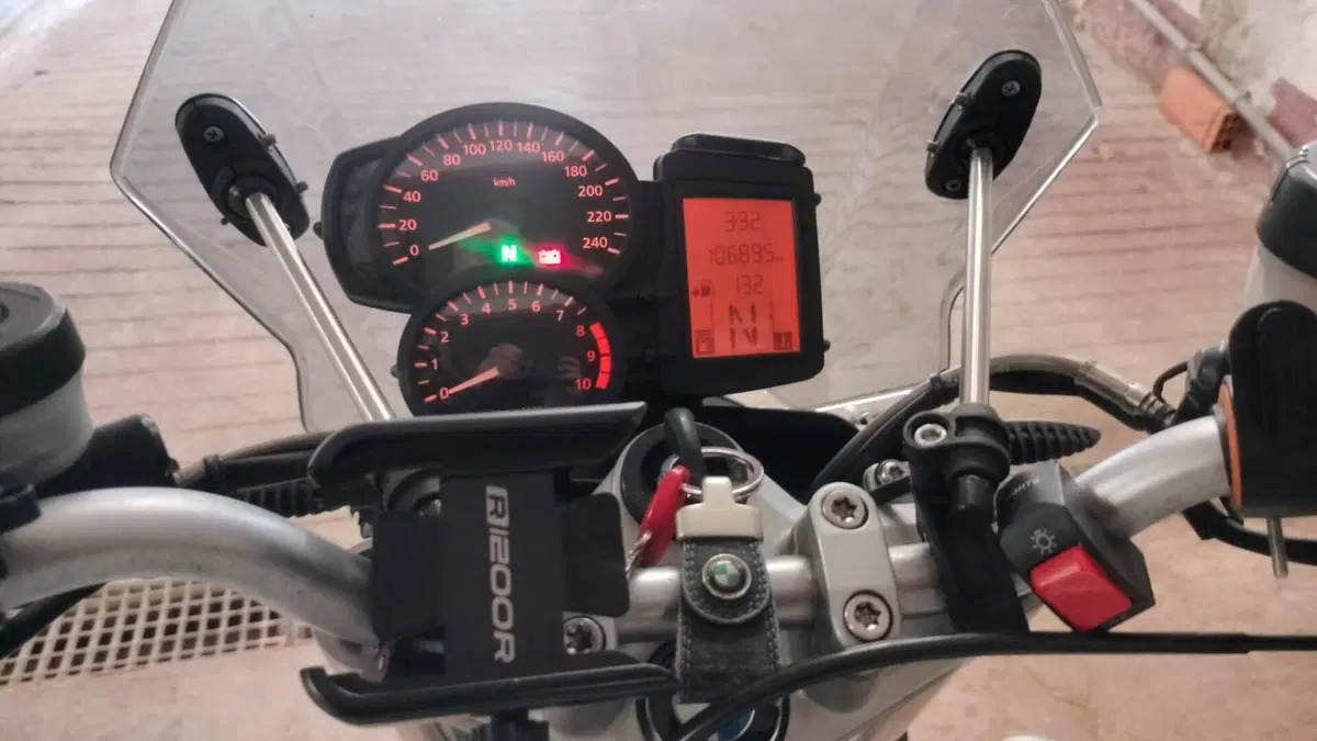 Bmw R 1200 R (2011 - 14)  (8)