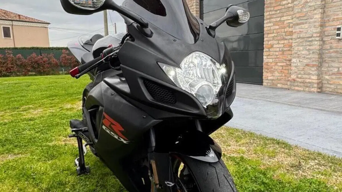 Suzuki GSX R 750 (2006 - 07)  (3)