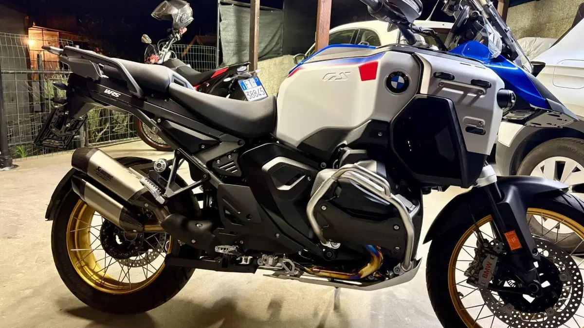 Bmw R 1300 GS Adventure Trophy (2025 - 26)  (4)