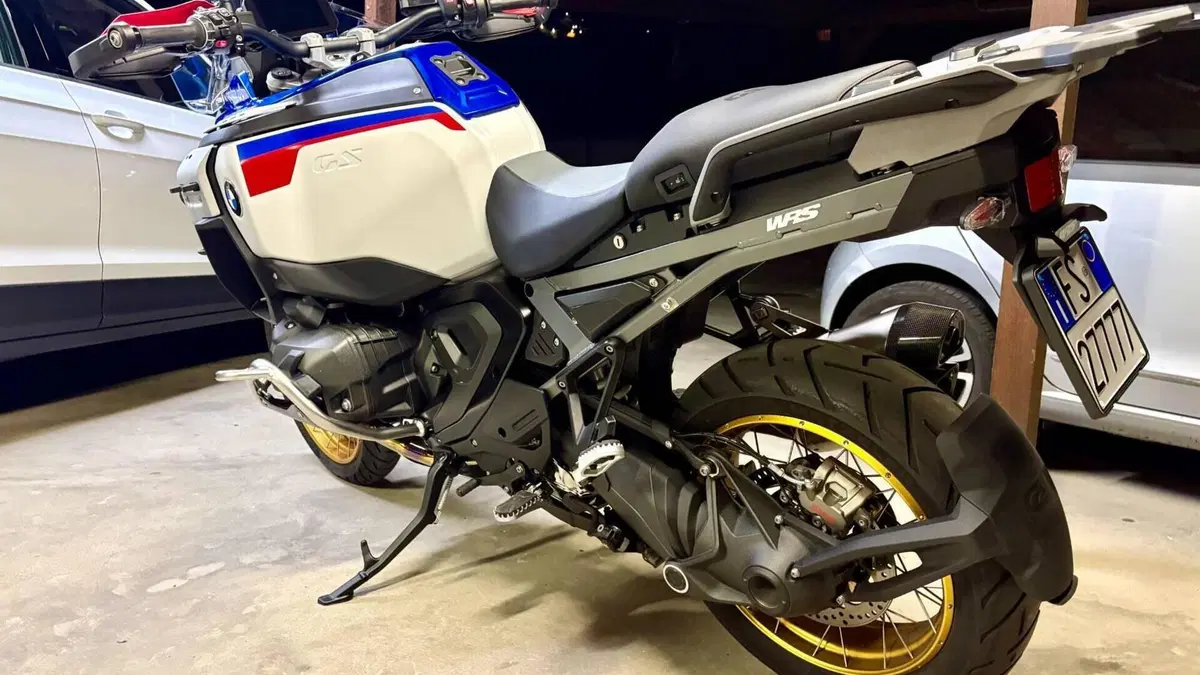 Bmw R 1300 GS Adventure Trophy (2025 - 26)  (6)