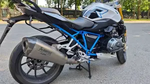 Bmw R 1200 R (2017 - 18)  (2)