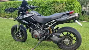 Ducati Hypermotard 796 (2012)  (3)