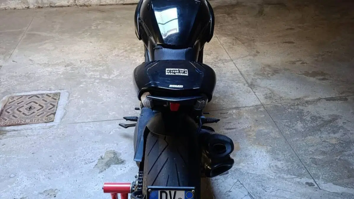 Ducati Diavel 1200 (2010 - 13)  (4)