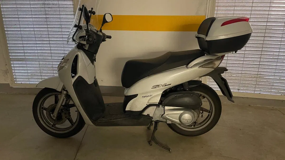 Honda SH 150i (2005 - 08)  (3)