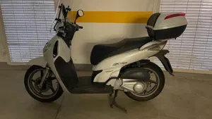 Honda SH 150i (2005 - 08)  (3)